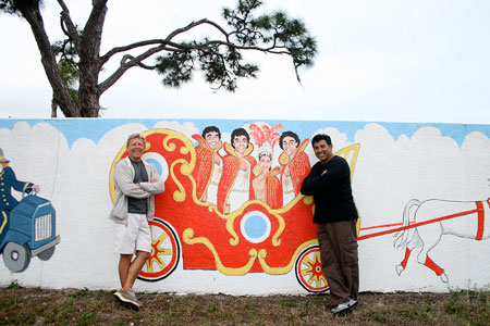 richie_and_tom_at_circus_wall